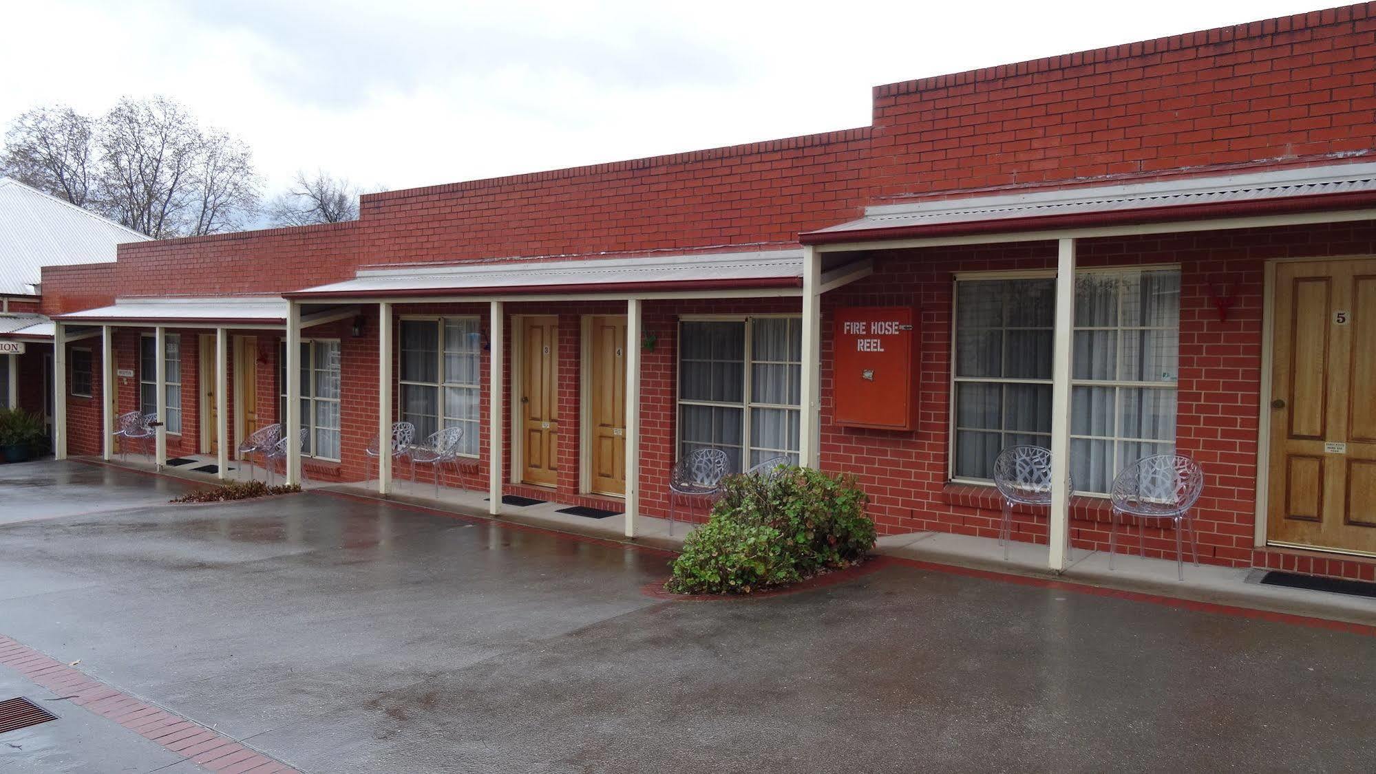 Yackandandah Central Exterior foto